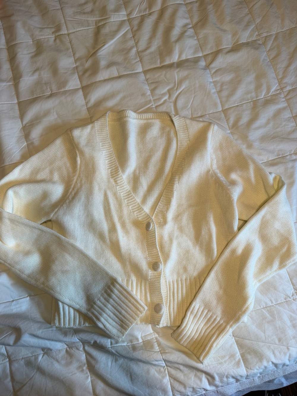 SHEIN Cream V-Neck Button Crop Cardigan